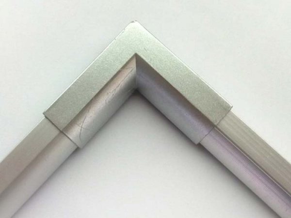Профили и уголки для отделочных работ из алюминия: что надо знать?