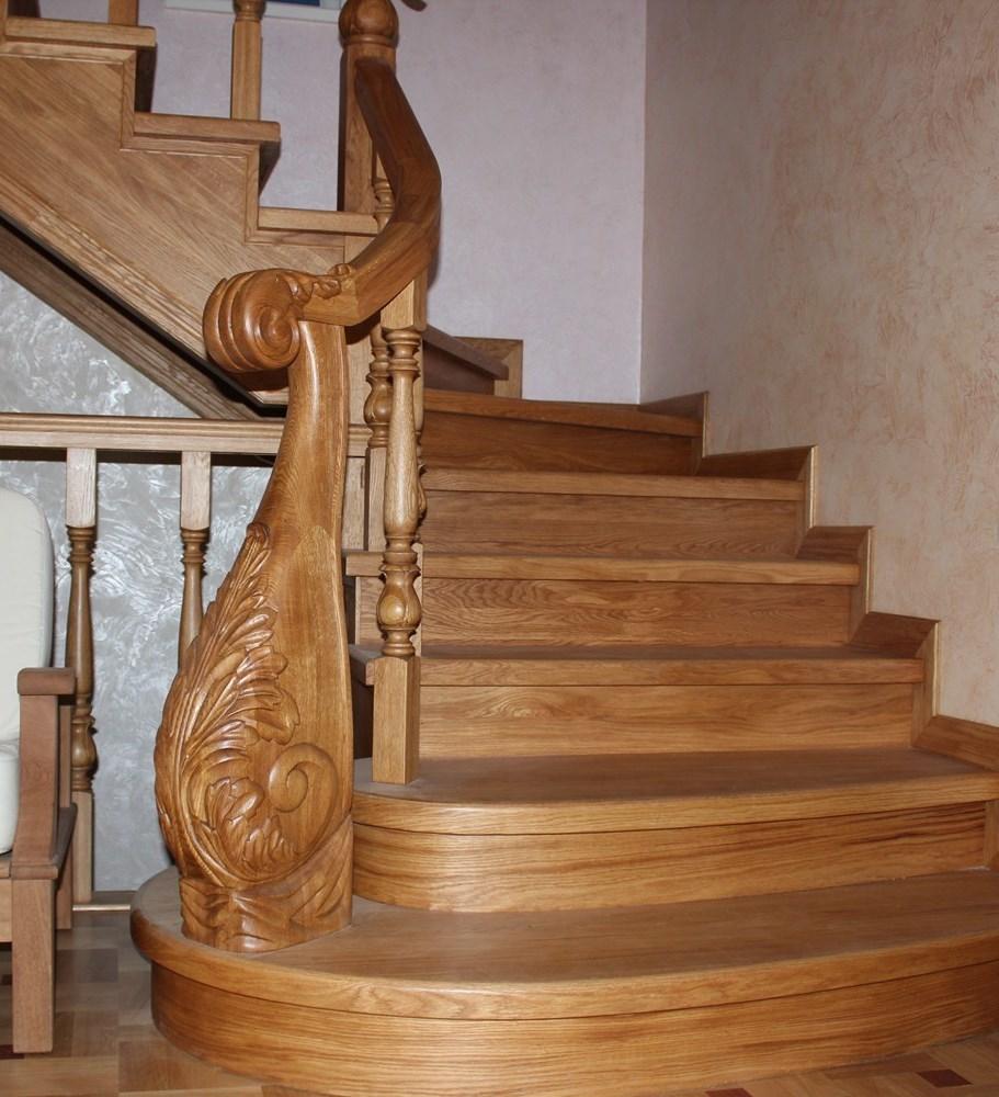 От чего зависит цена на деревянную лестницу